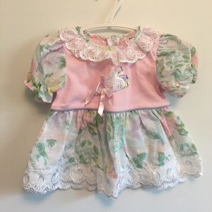 *VINTAGE* Floral Baby Dress w Bouquet Appliqué